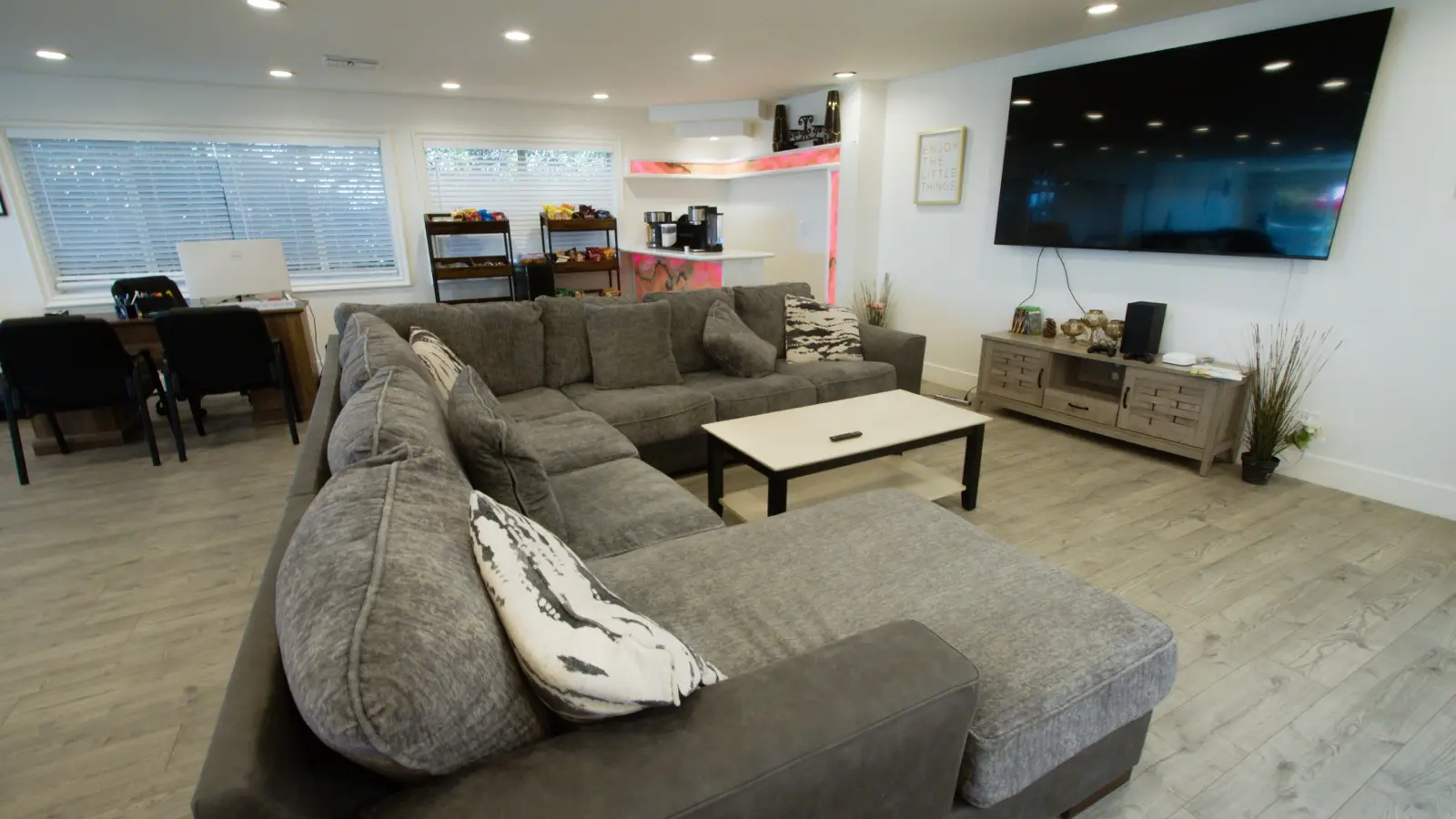 Group lounge at the LACATC treatment center in Encino